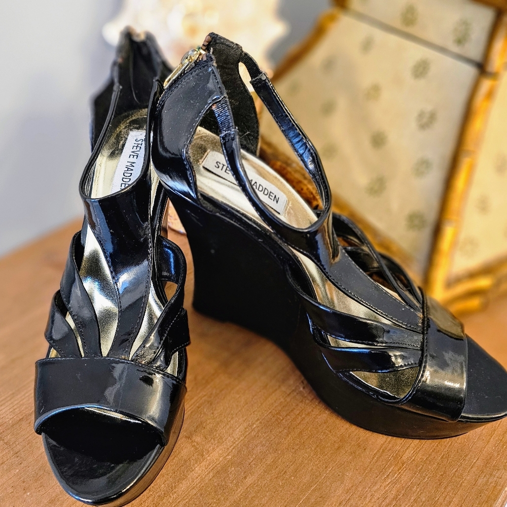 Steve Madden Black Wedge Sandals